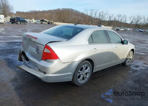 2012 Ford Fusion Se z USA, uszkodzony, nr VIN 3FAHP0HA1CR144968